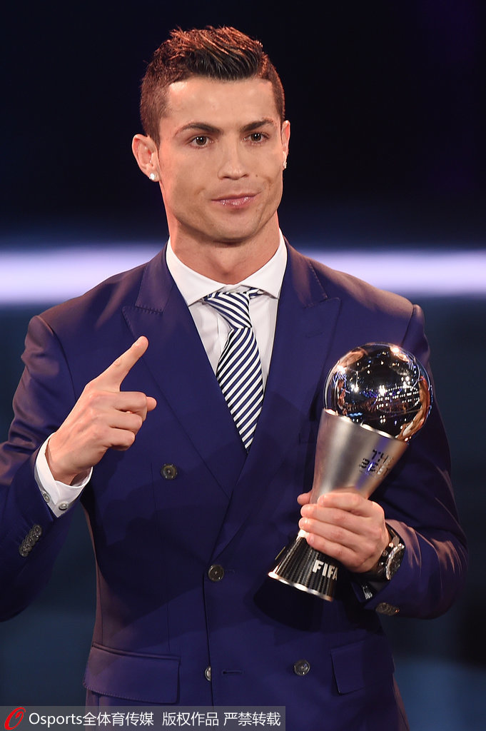 英媒：利物浦高层力挺斯洛特，称萨拉赫应有职业素养