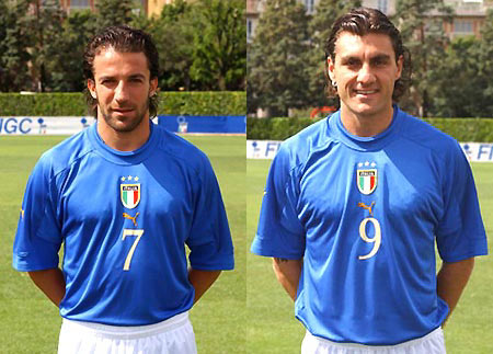 开局平推！佩雷拉1分20秒TKO安卡拉耶夫，重夺轻重量级世界冠军（1分20秒速胜！佩雷拉TKO安卡拉耶夫，重登轻重量级王座）