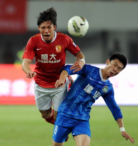 都体：阿切尔比、德弗赖和达米安将在赛季末合同到期后离队（都体：阿切尔比、德弗赖、达米安合同季末到期，届时将离队）