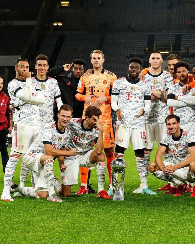 足球Chant大搜集：永远高歌的球迷，他们在唱着什么？（看台永恒的歌声：足球Chant都在唱些什么？）