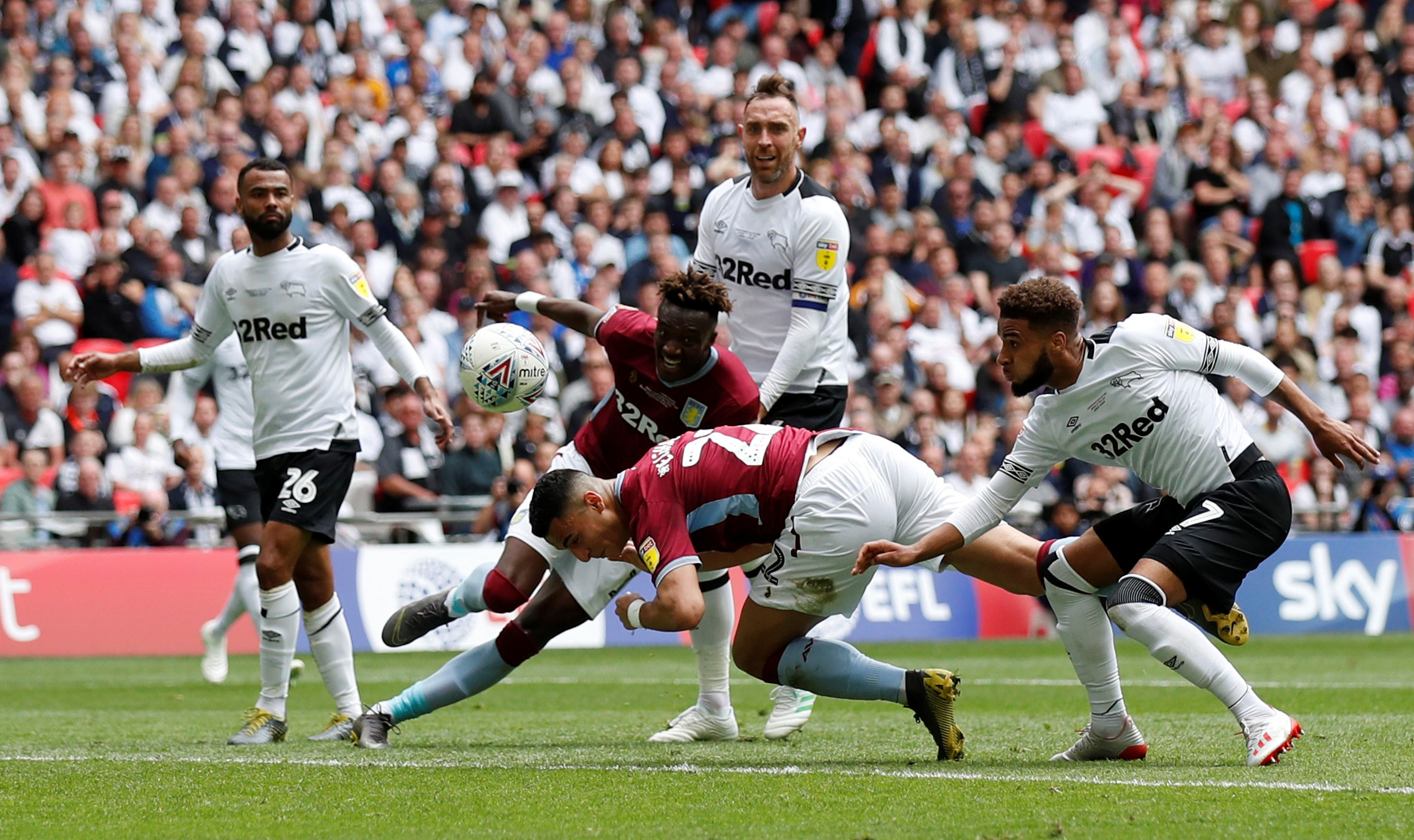 此前多家豪门有意，赛义德-马拉：这个冬窗我会留在科隆（多家豪门追逐无果，赛义德-马拉确认冬窗留守科隆）