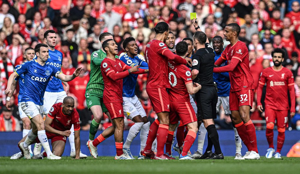 比肩传奇，姆巴佩成皇马队史第四位欧冠上演大四喜的球员（姆巴佩欧冠大四喜，成为皇马队史第4位完成此壮举的球员）