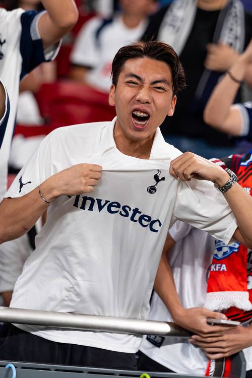 镜报：加纳乔决心去切尔西，这一愿望不取决于雅克松是否转会（镜报：加纳乔决意投奔切尔西，雅克松去留不影响其选择）