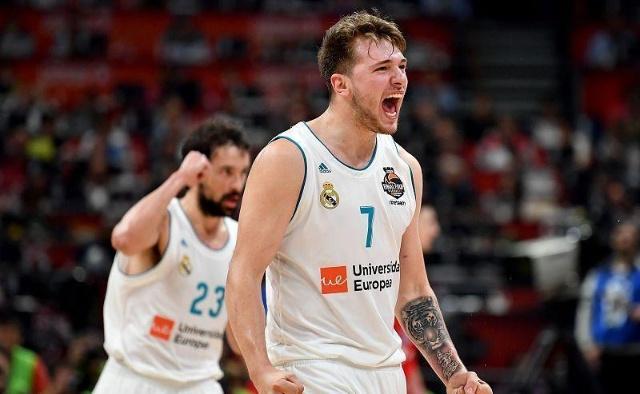 TA：曼城明夏可能签右后卫和右边锋，他们仍在关注利夫拉门托（The Athletic：曼城拟于明夏补强右后卫与右边锋，利夫拉门托仍在候选名单）