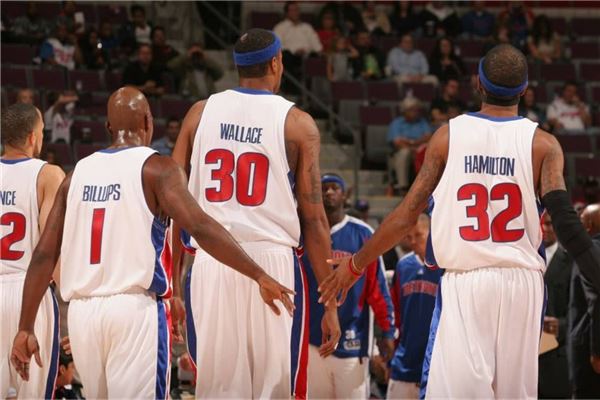 阿斯：皇马高层不担心比赛结果，而是更衣室不理解阿隆索的战术（阿斯：皇马高层更担心球员难以理解阿隆索的战术，而非比赛输赢）